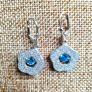 Aretes pulsera collar anillo